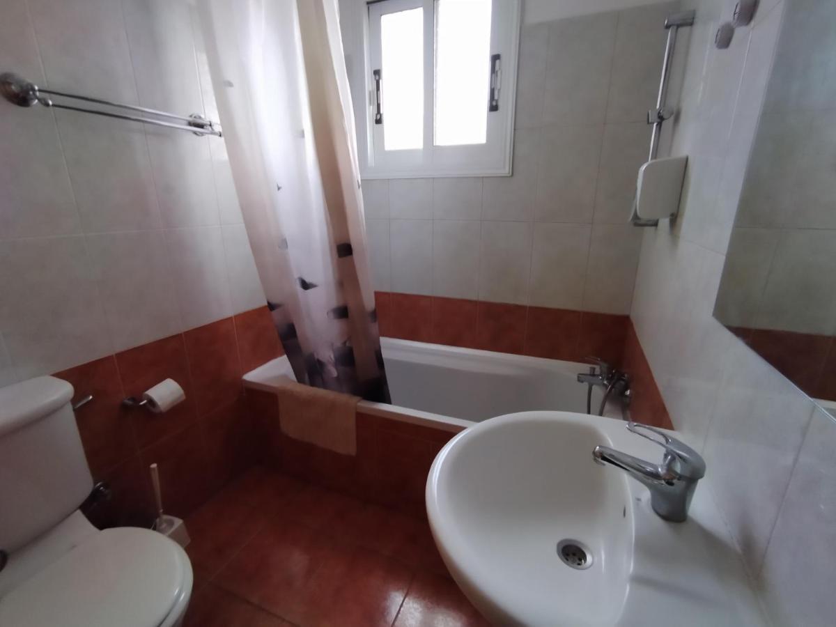 Polycarpou 48 Apartment Paphos Luaran gambar